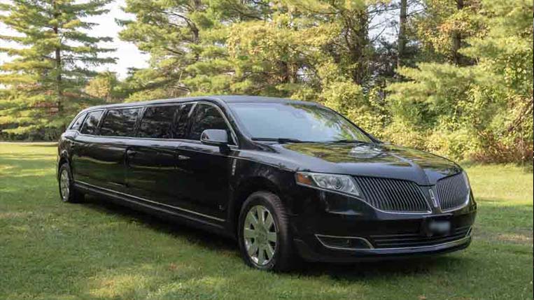 Stretch limo for Chicago bachelorette party transportation and a multi-stop night out