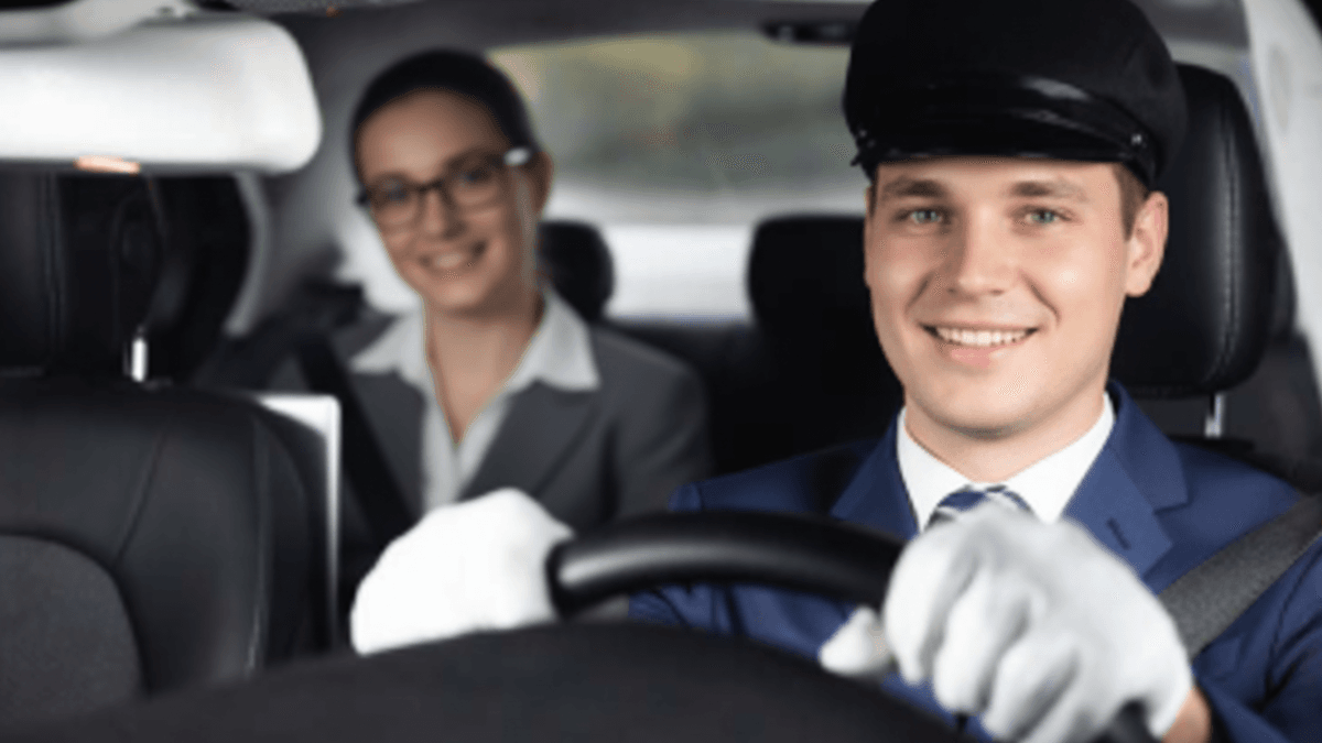 O’Hare Airport Limo Service with Professional Chauffeurs O'Hare Airport Limo Service with Professional Chauffeurs